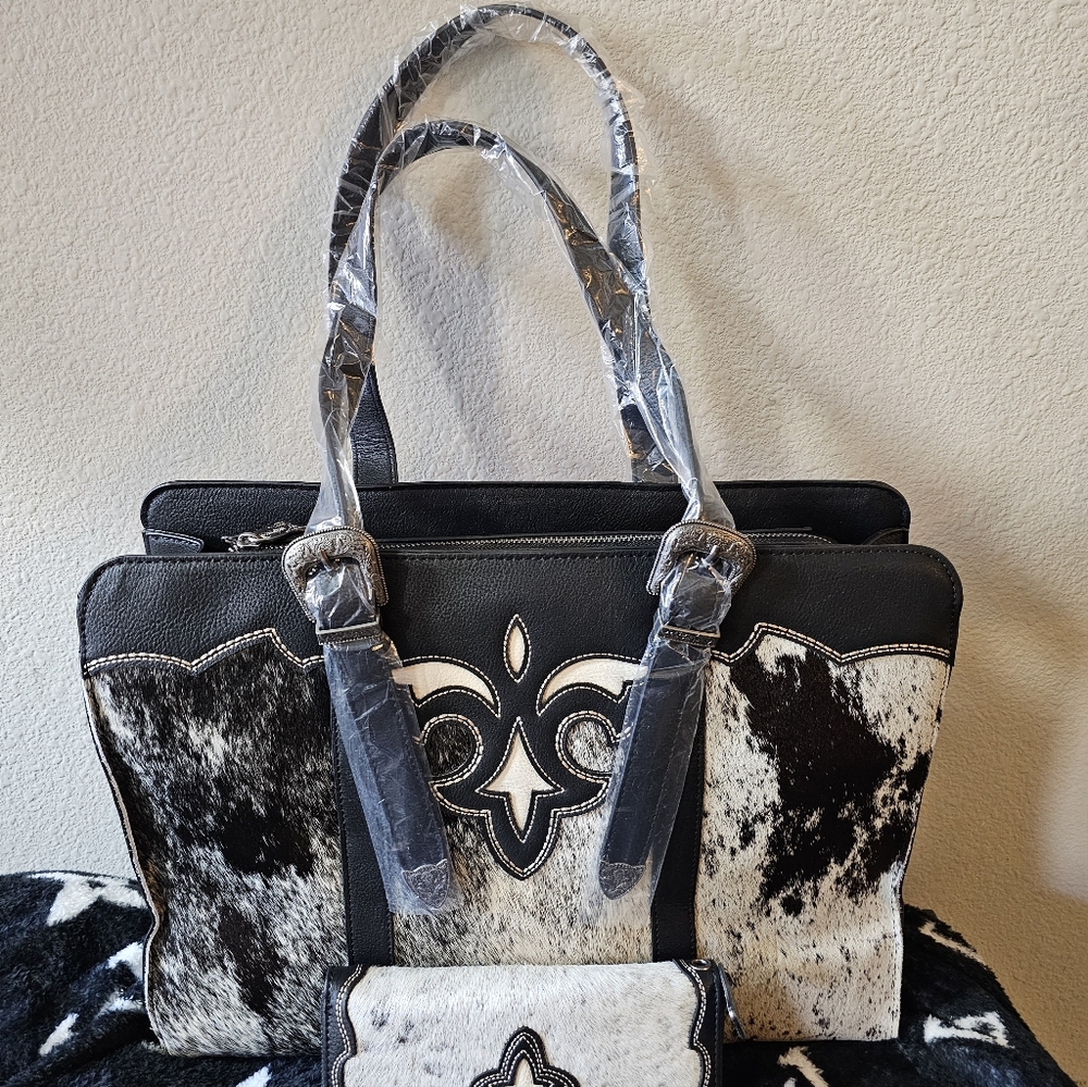 Trinity Ranch Genuine Cowhide Ccw Tote - Picture 2 of 13